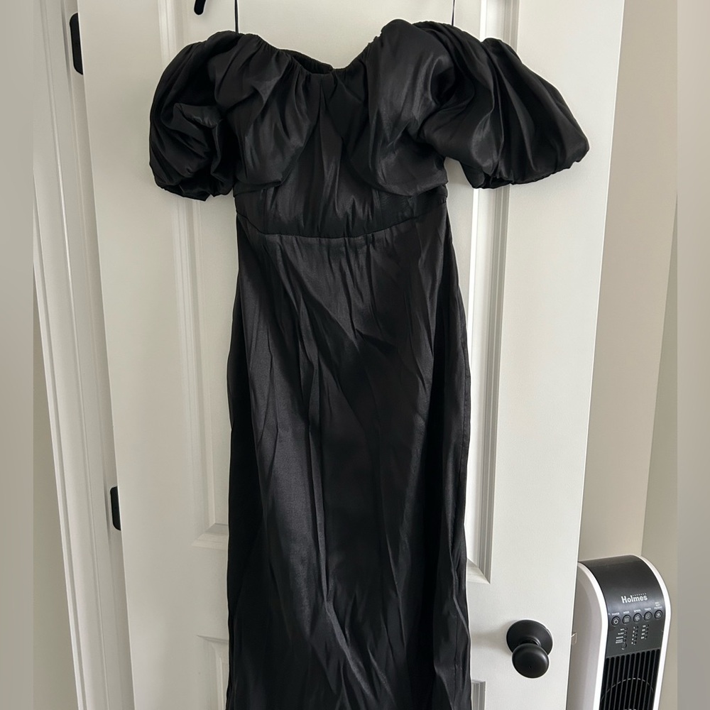 Abercrombie dress off the shoulder